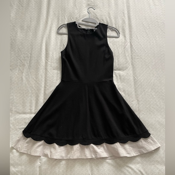 Aqua (Bloomingdales) Mini High Neck Dress w White Trim - Picture 1 of 3
